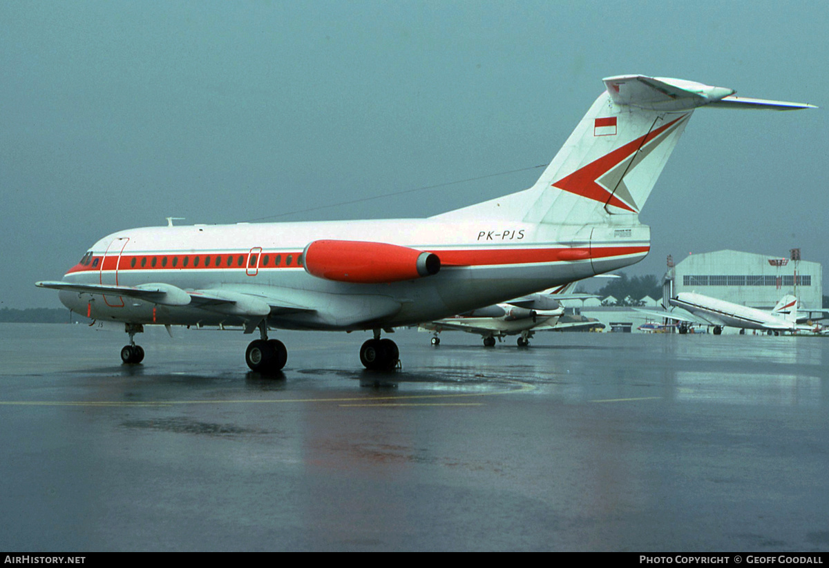 Aircraft Photo of PK-PJS | Fokker F28-1000 Fellowship | Pelita Air Service | AirHistory.net #335082