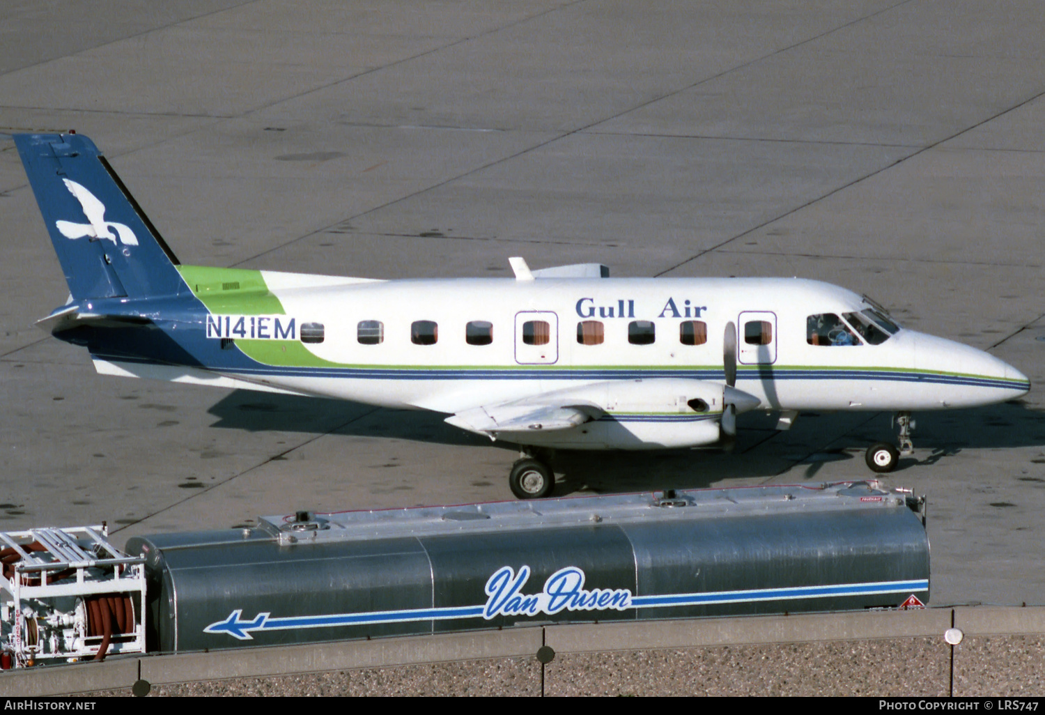 Aircraft Photo of N141EM | Embraer EMB-110P1A Bandeirante | Gull Air | AirHistory.net #335144