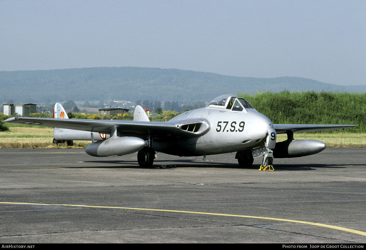 Aircraft Photo of F-AZHJ / 57.S.9 | De Havilland D.H. 100 Vampire FB6 | France - Navy | AirHistory.net #335209