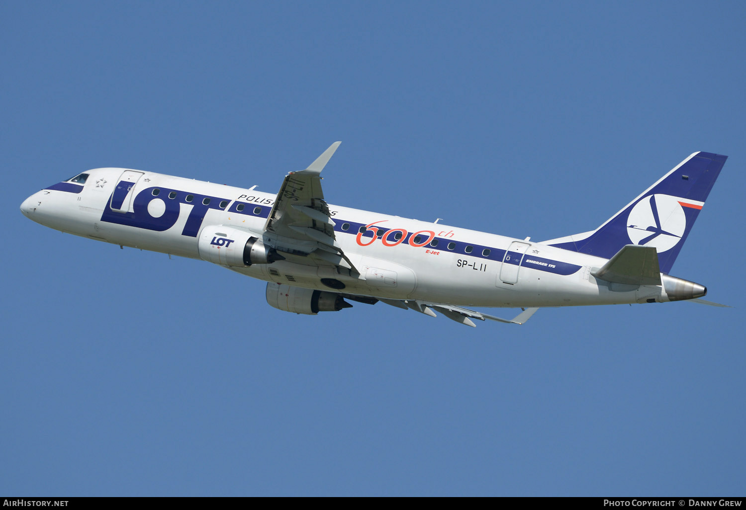 Aircraft Photo of SP-LII | Embraer 175LR (ERJ-170-200LR) | LOT Polish Airlines - Polskie Linie Lotnicze | AirHistory.net #335240