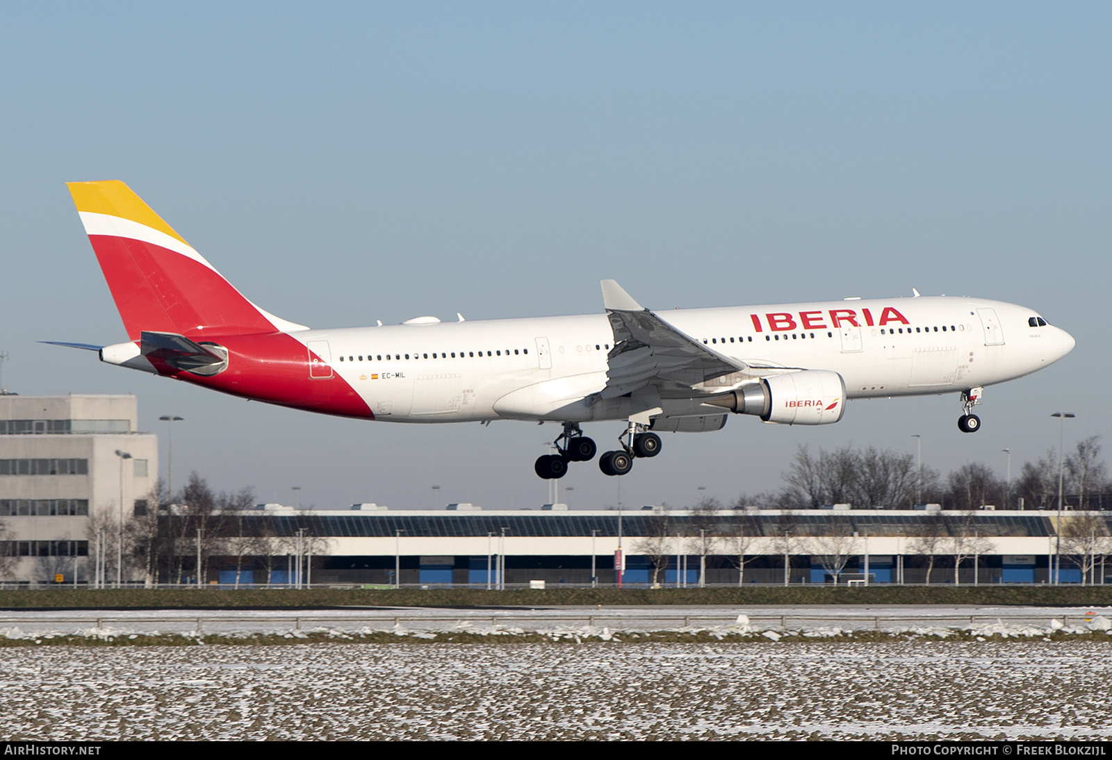 Aircraft Photo of EC-MIL | Airbus A330-202 | Iberia | AirHistory.net #335263