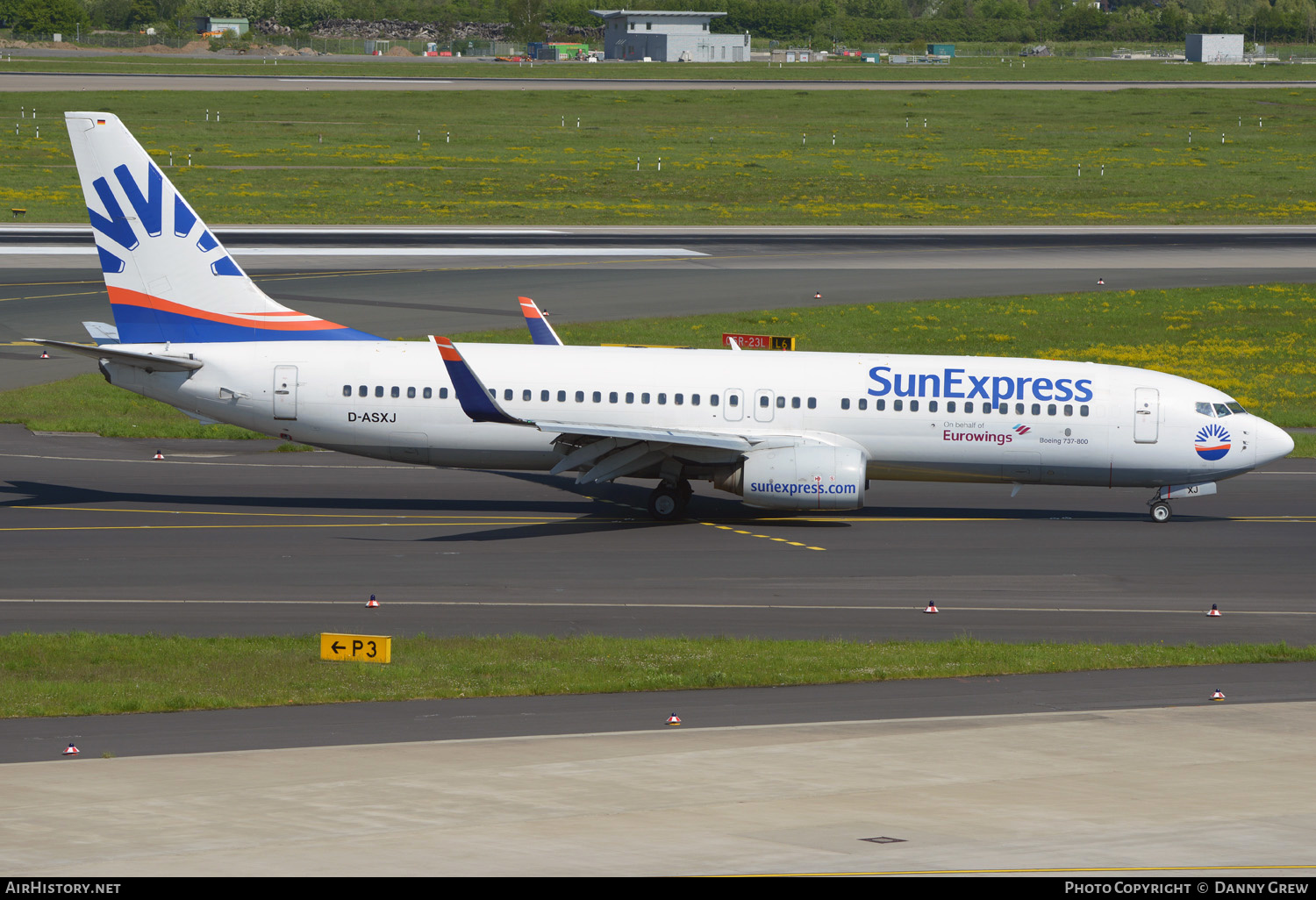 Aircraft Photo of D-ASXJ | Boeing 737-86N | SunExpress | AirHistory.net #335321