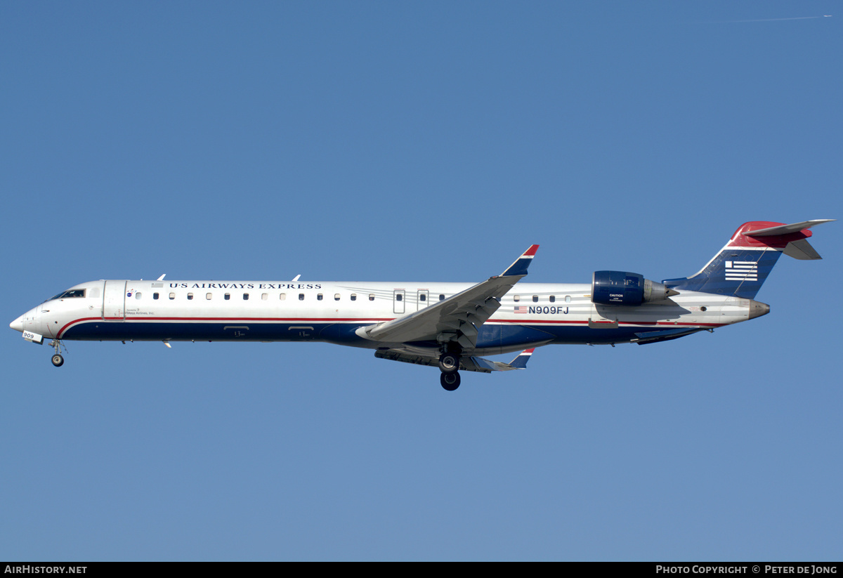 Aircraft Photo of N909FJ | Bombardier CRJ-900 (CL-600-2D24) | US Airways Express | AirHistory.net #335346