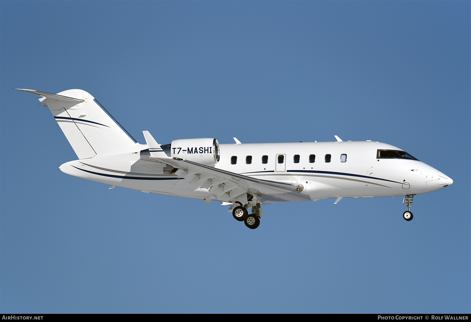Aircraft Photo of T7-MASHI | Bombardier Challenger 650 (CL-600-2B16) | AirHistory.net #335405