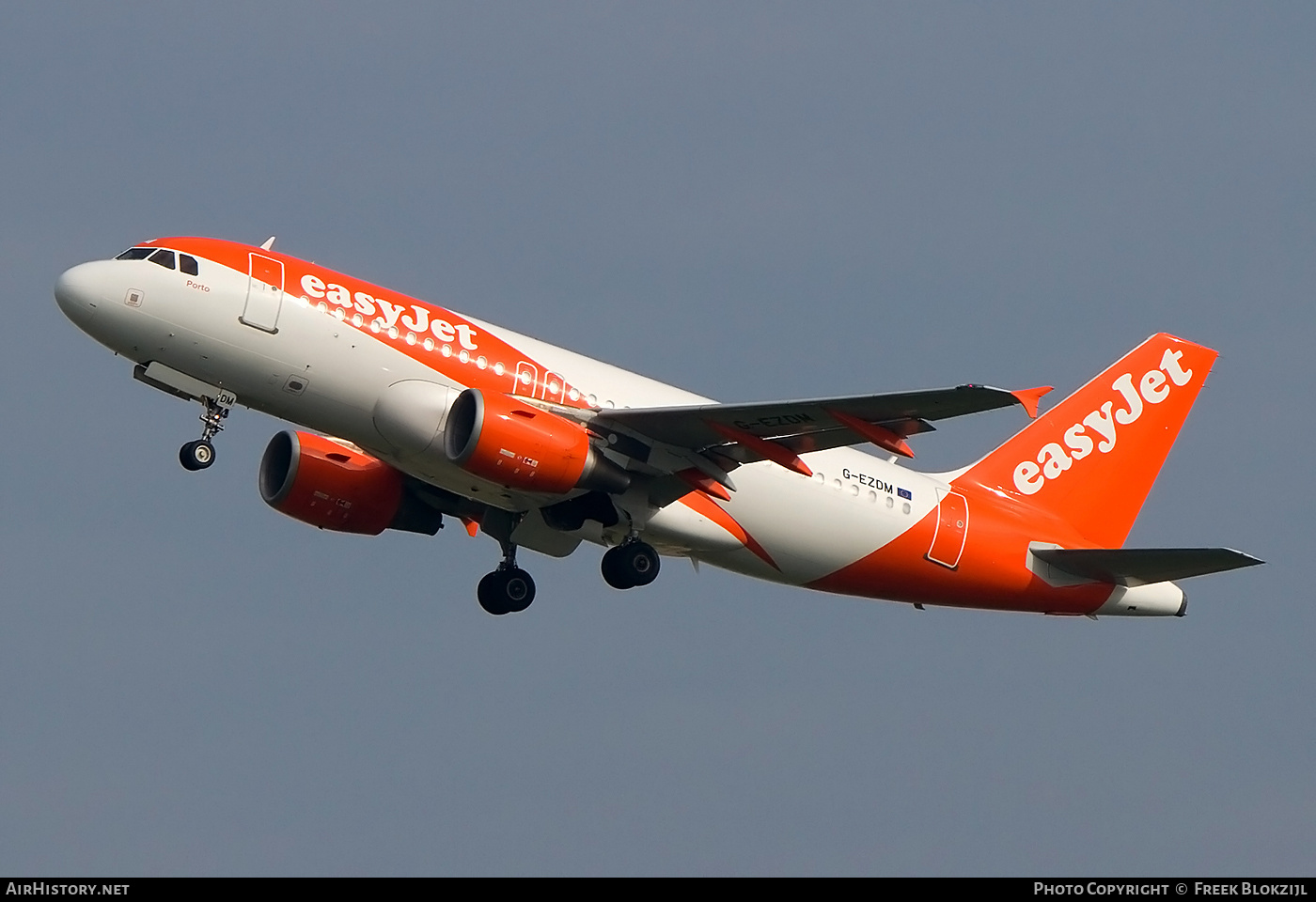 Aircraft Photo of G-EZDM | Airbus A319-111 | EasyJet | AirHistory.net #335433