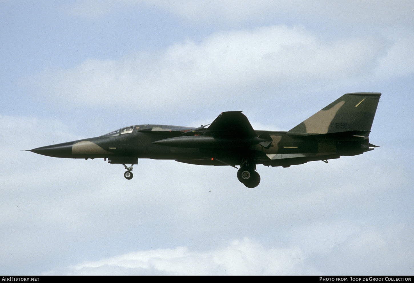 Aircraft Photo of 71-0891 / AF71-891 | General Dynamics F-111F Aardvark | USA - Air Force | AirHistory.net #335458