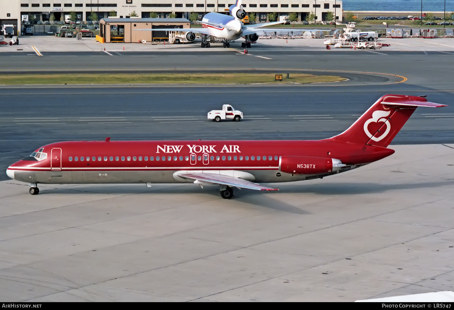 Aircraft Photo of N536TX | McDonnell Douglas DC-9-32 | New York Air | AirHistory.net #335462