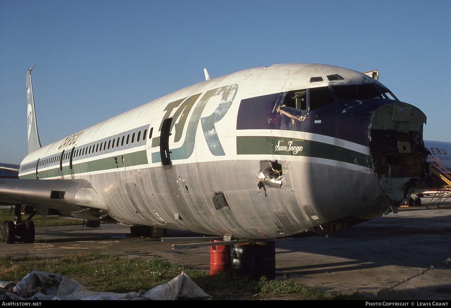 Aircraft Photo of LV-MZE | Boeing 707-338C | Transporte Aereo Rioplatense - TAR | AirHistory.net #335474