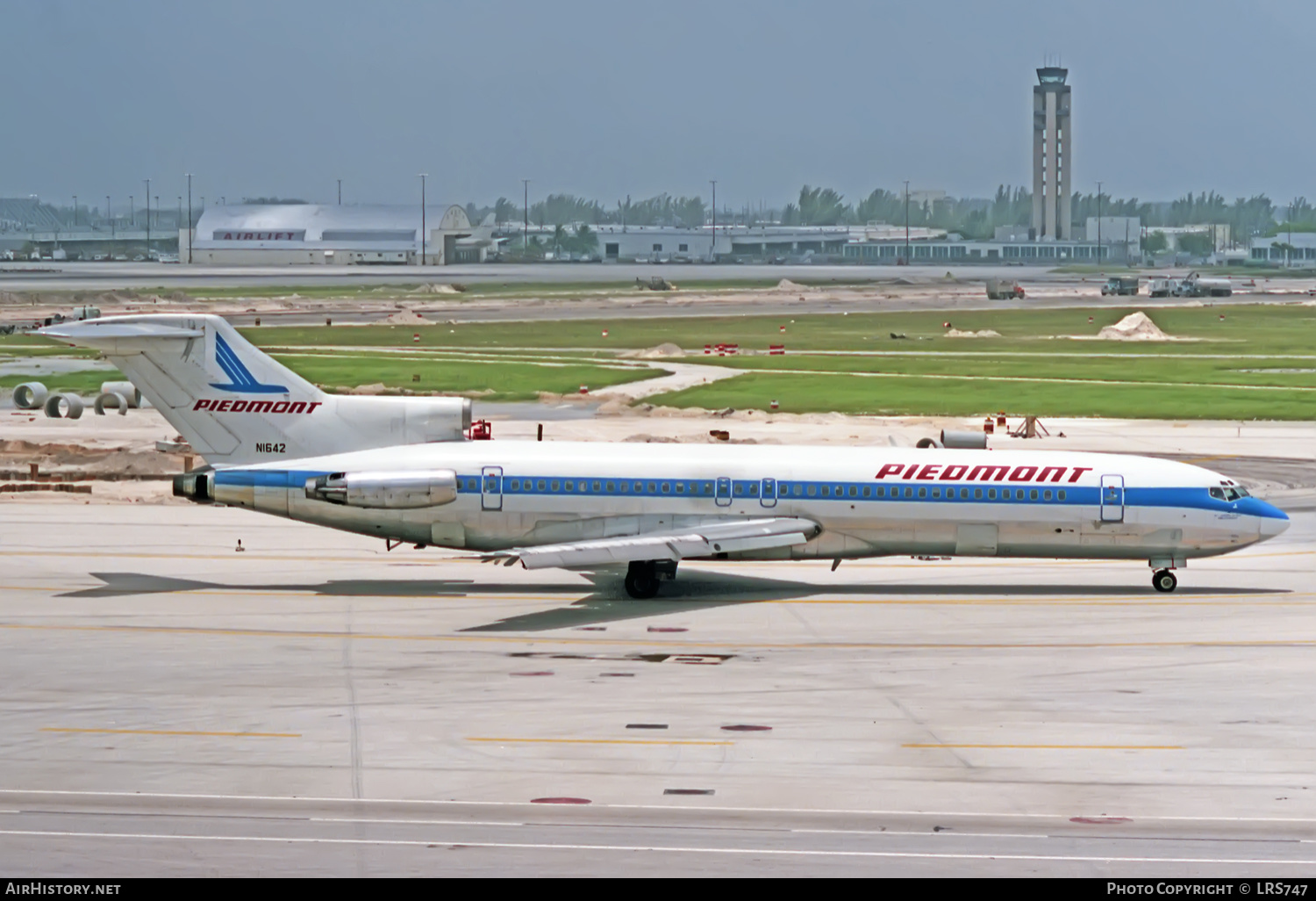 Aircraft Photo of N1642 | Boeing 727-295 | Piedmont Airlines | AirHistory.net #335590