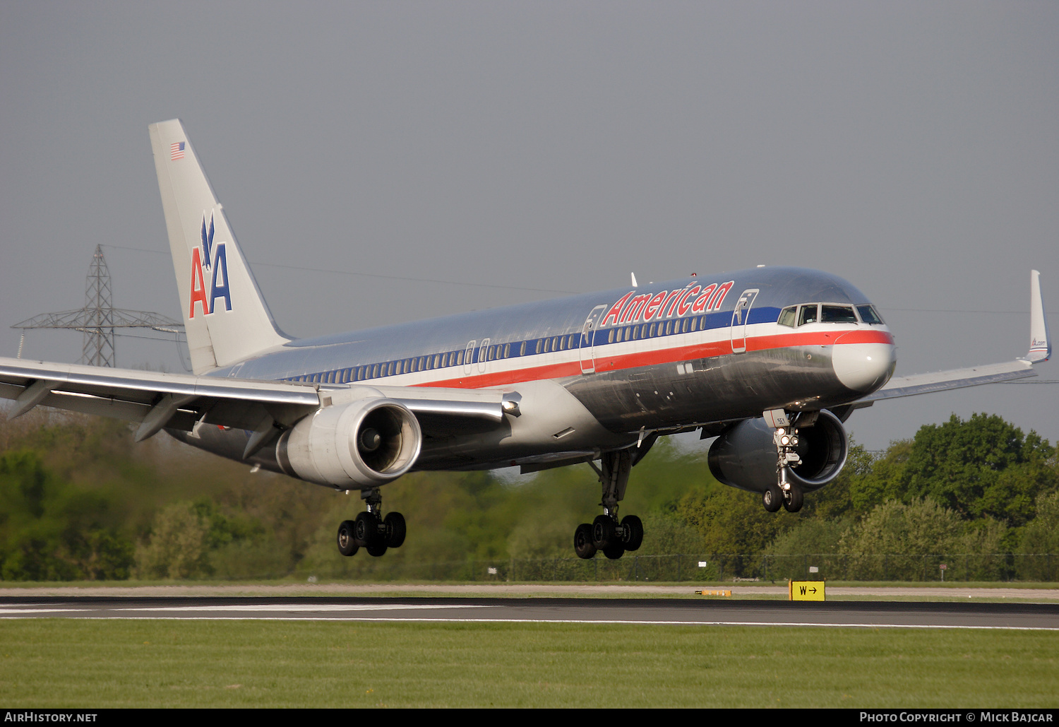 Aircraft Photo of N190AA | Boeing 757-223 | American Airlines | AirHistory.net #335668