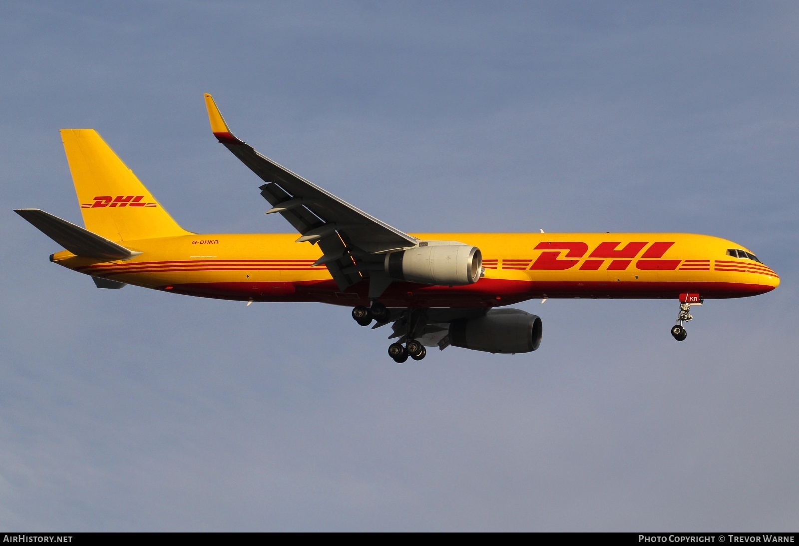 Aircraft Photo of G-DHKR | Boeing 757-223(PCF) | DHL International | AirHistory.net #335677
