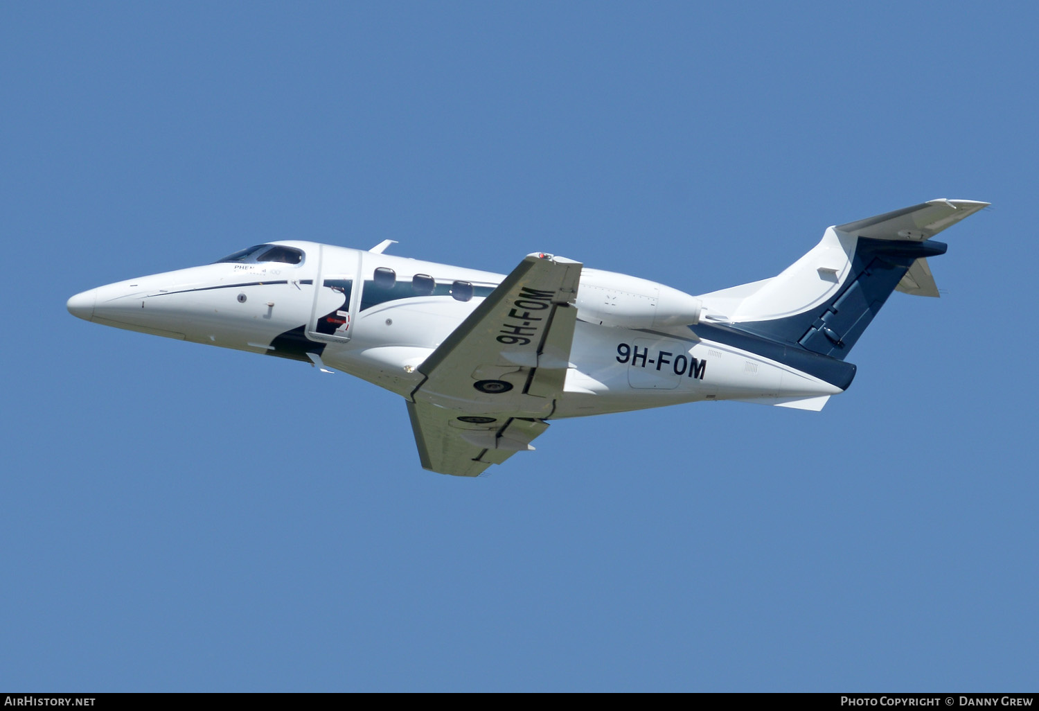 Aircraft Photo of 9H-FOM | Embraer EMB-500 Phenom 100 | AirHistory.net #335752