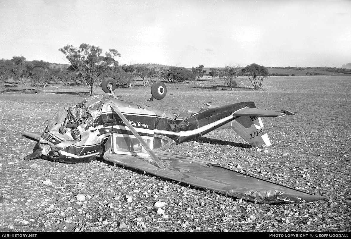 Aircraft Photo of VH-DFZ | Cessna 172F Skyhawk | Adelaide Flying Group | AirHistory.net #335879