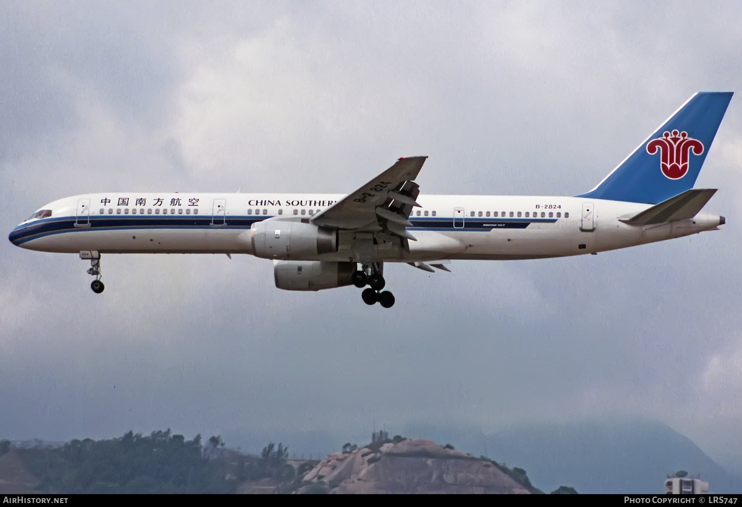 Aircraft Photo of B-2824 | Boeing 757-21B | China Southern Airlines | AirHistory.net #335964