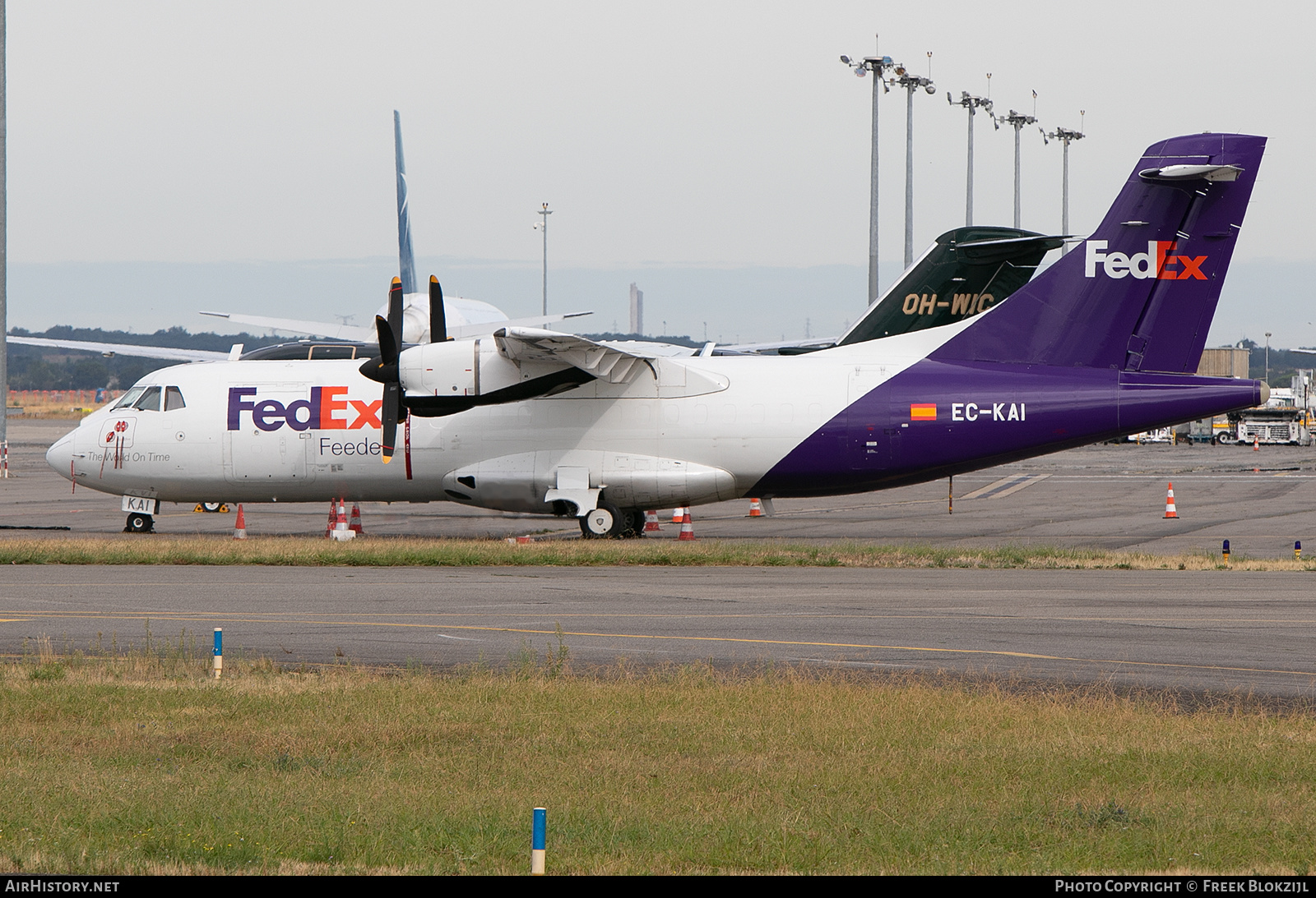 Aircraft Photo of EC-KAI | ATR ATR-42-300/F | FedEx Feeder | AirHistory.net #336051
