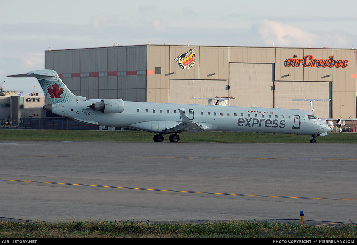 Aircraft Photo of C-FNJZ | Bombardier CRJ-900 (CL-600-2D24) | Air Canada Express | AirHistory.net #336052