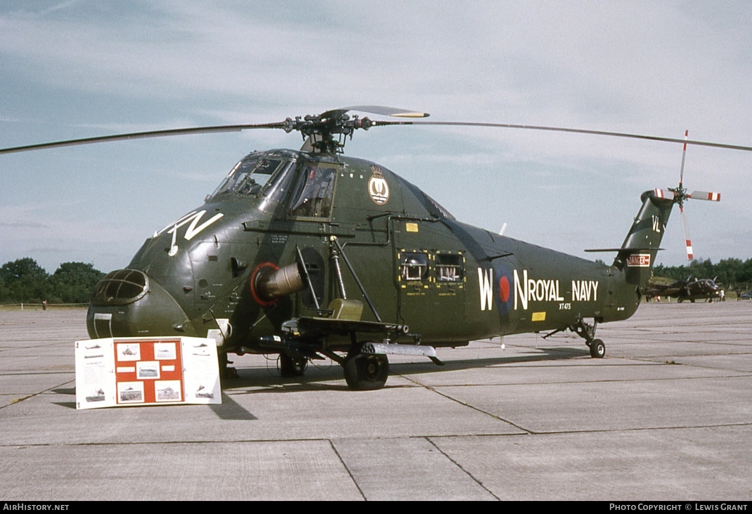 Aircraft Photo of XT475 | Westland WS-58 Wessex HU.5 | UK - Navy | AirHistory.net #336056