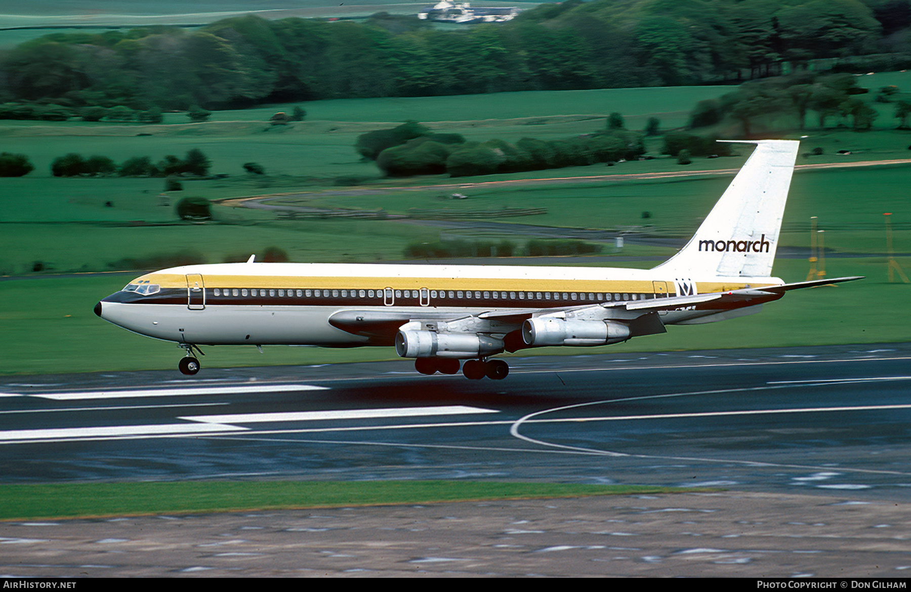 Aircraft Photo of G-AZNX | Boeing 720-051B | Monarch Airlines | AirHistory.net #336123