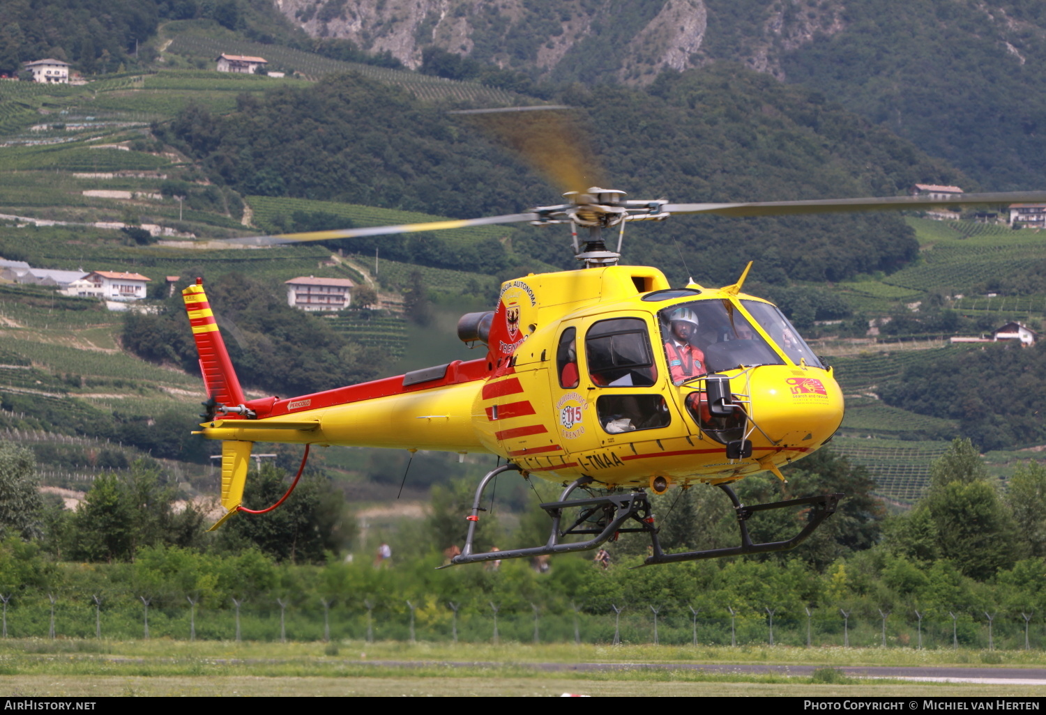 Aircraft Photo of I-TNAA | Aerospatiale AS-350B-3 Ecureuil | Provincia Autonoma Trento | AirHistory.net #336182