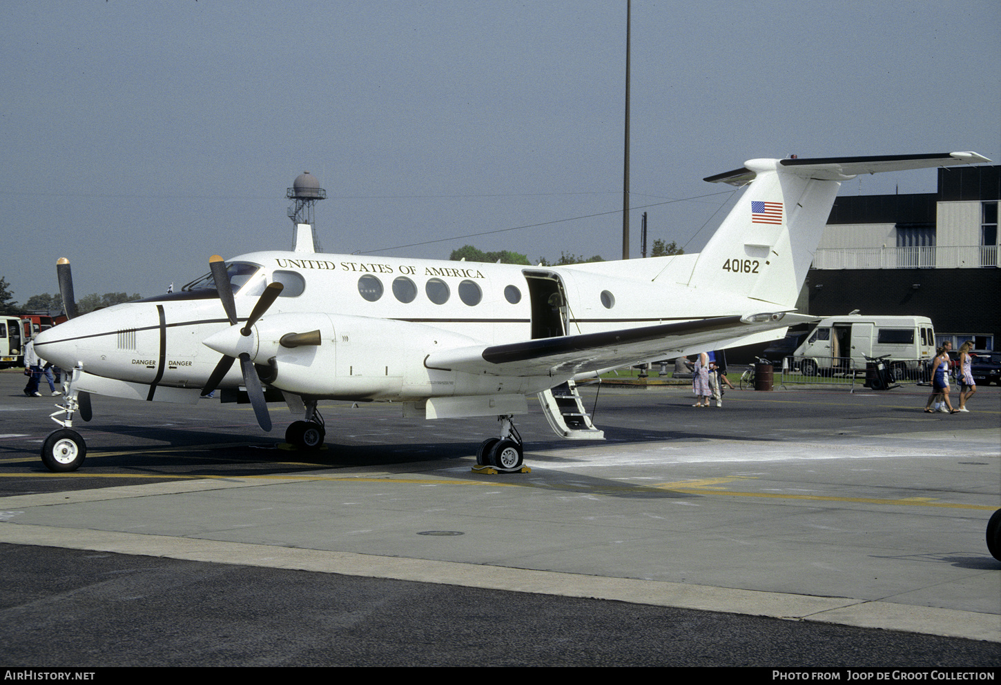 Aircraft Photo of 84-0162 / 40162 | Beech C-12F Huron (B200C) | USA - Air Force | AirHistory.net #336196