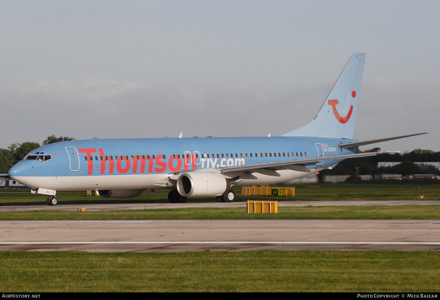 Aircraft Photo of G-CDZH | Boeing 737-804 | Thomsonfly | AirHistory.net #336206