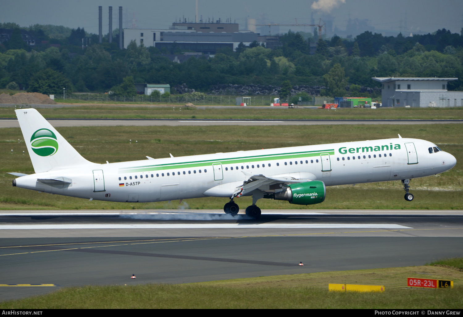 Aircraft Photo of D-ASTP | Airbus A321-211 | Germania | AirHistory.net #336296