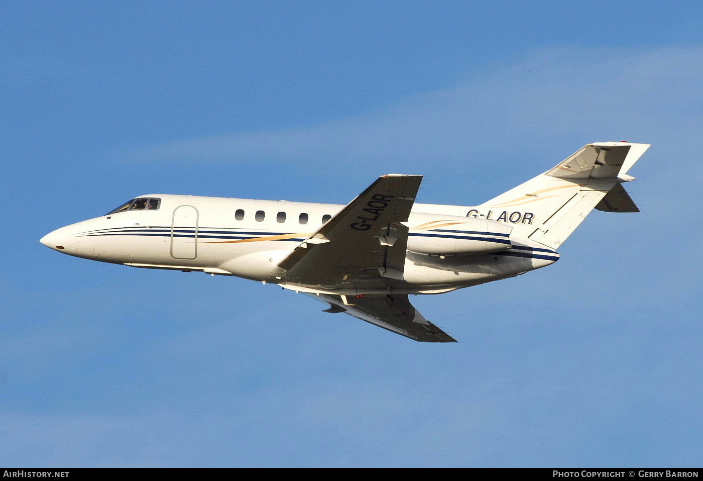Aircraft Photo of G-LAOR | Raytheon Hawker 800XP | AirHistory.net #336359