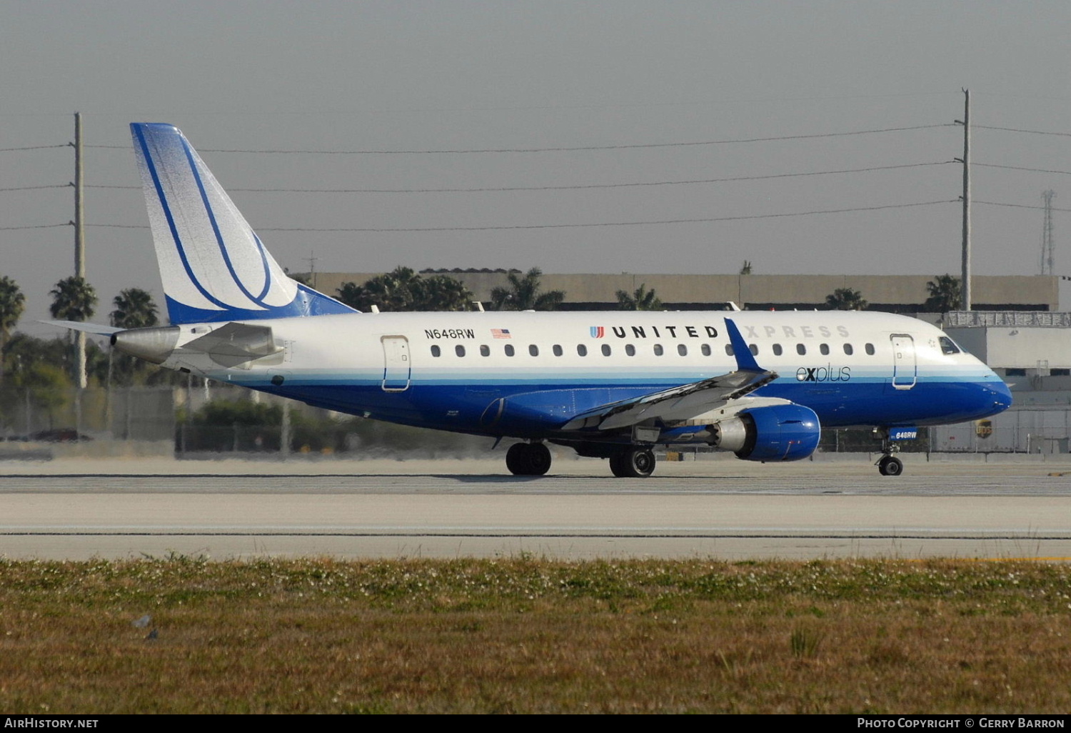 Aircraft Photo of N648RW | Embraer 170SE (ERJ-170-100SE) | United Express | AirHistory.net #336380