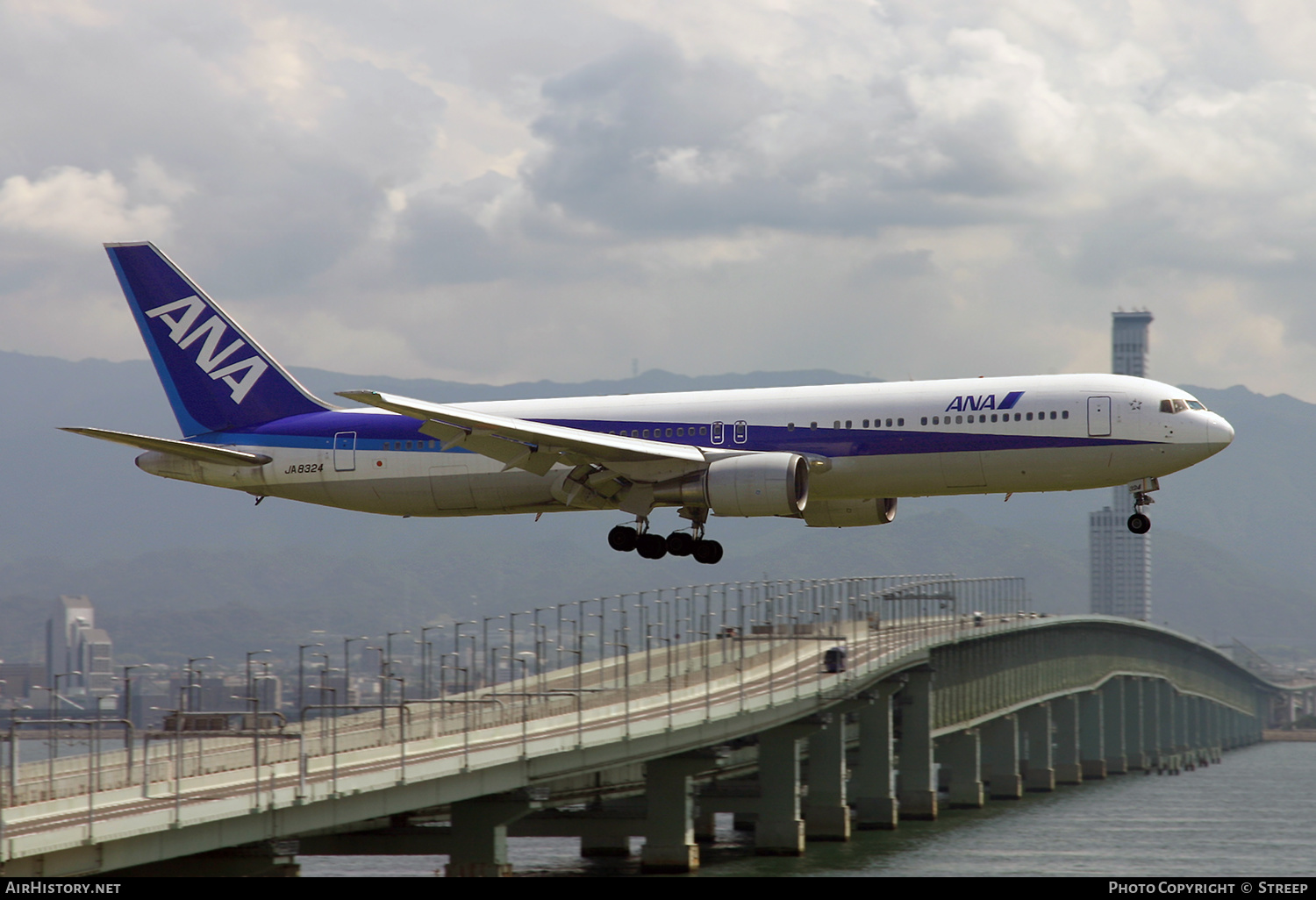 Aircraft Photo of JA8324 | Boeing 767-381 | All Nippon Airways - ANA | AirHistory.net #336407