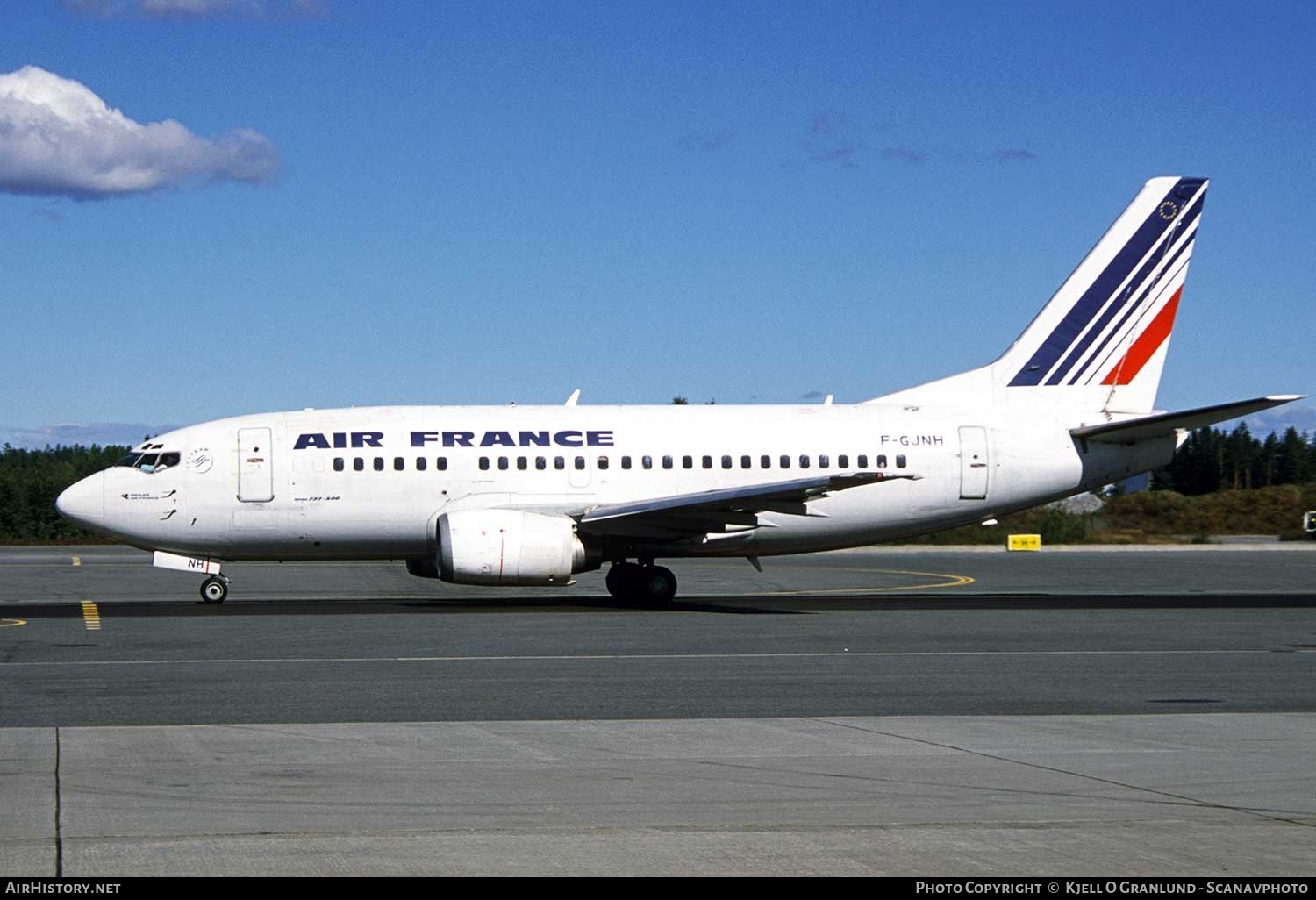 Aircraft Photo of F-GJNH | Boeing 737-528 | Air France | AirHistory.net #336466