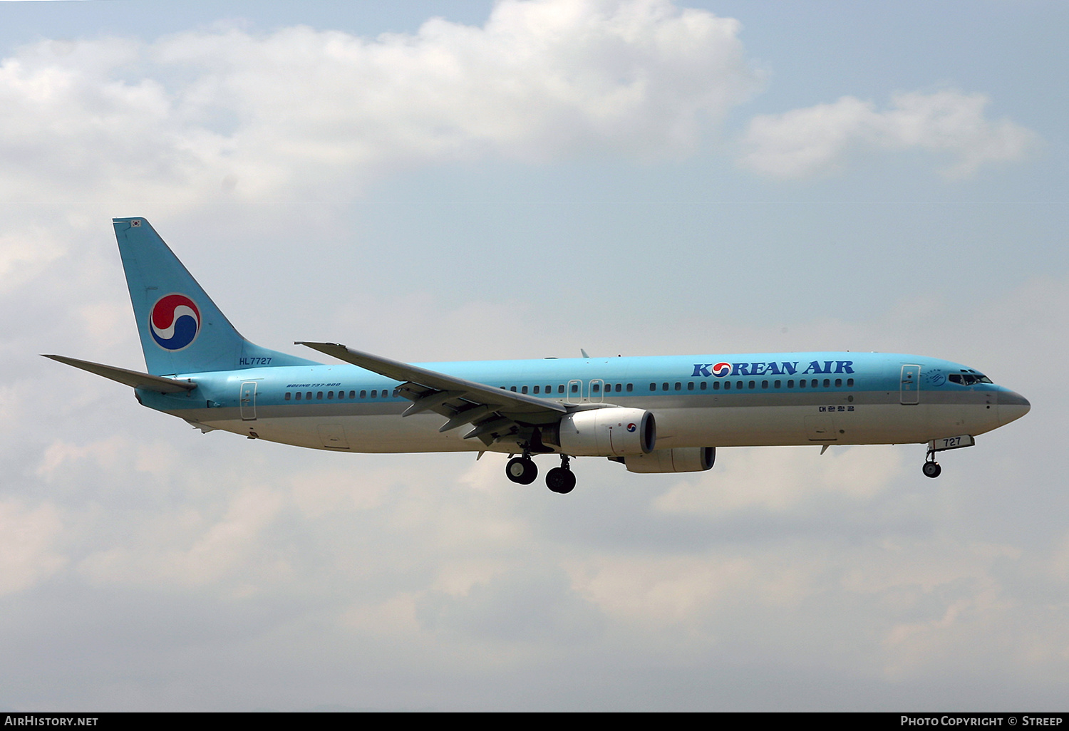 Aircraft Photo of HL7727 | Boeing 737-9B5 | Korean Air | AirHistory.net #336467