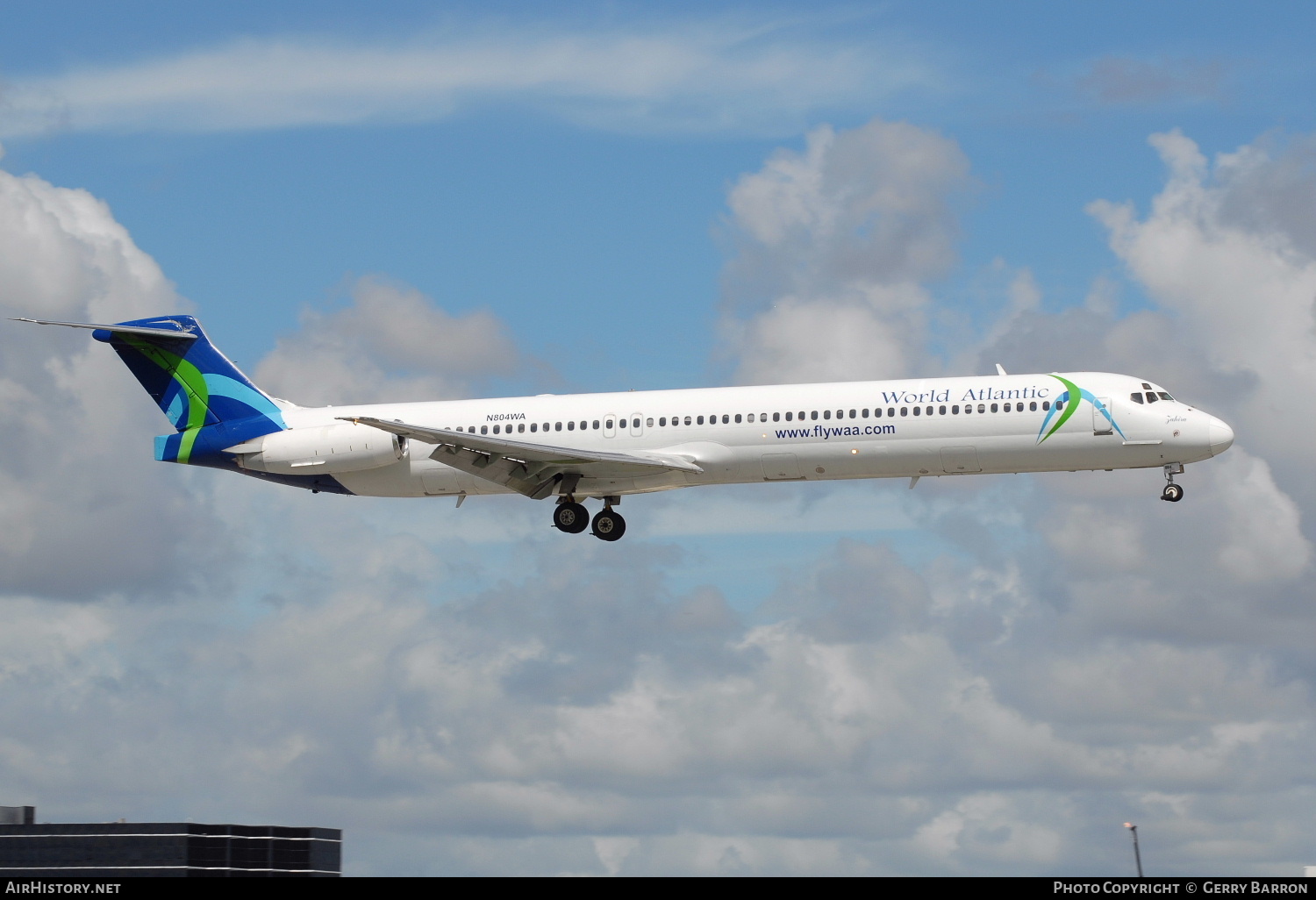 Aircraft Photo of N804WA | McDonnell Douglas MD-83 (DC-9-83) | World Atlantic Airlines | AirHistory.net #336517