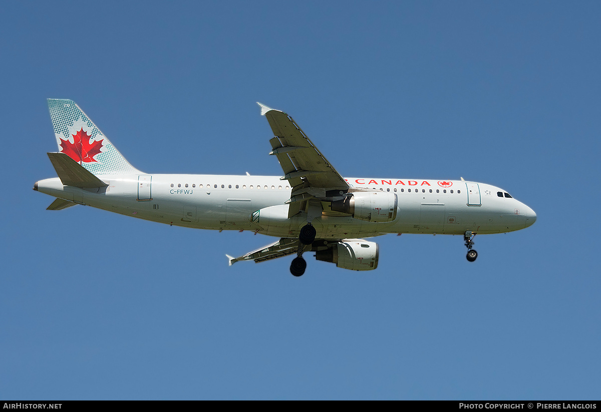 Aircraft Photo of C-FFWJ | Airbus A320-211 | Air Canada | AirHistory.net #336609