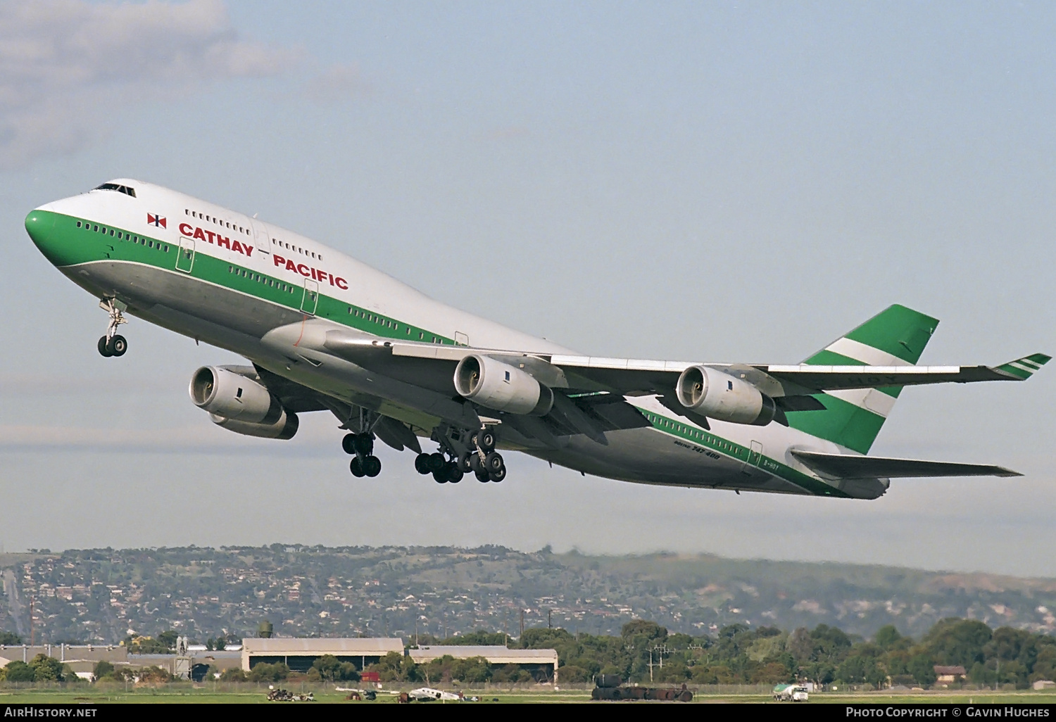 Aircraft Photo of B-HOY | Boeing 747-467 | Cathay Pacific Airways | AirHistory.net #336648