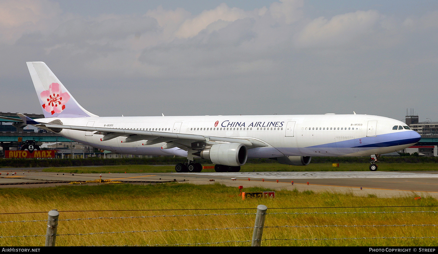 Aircraft Photo of B-18303 | Airbus A330-302E | China Airlines | AirHistory.net #336765