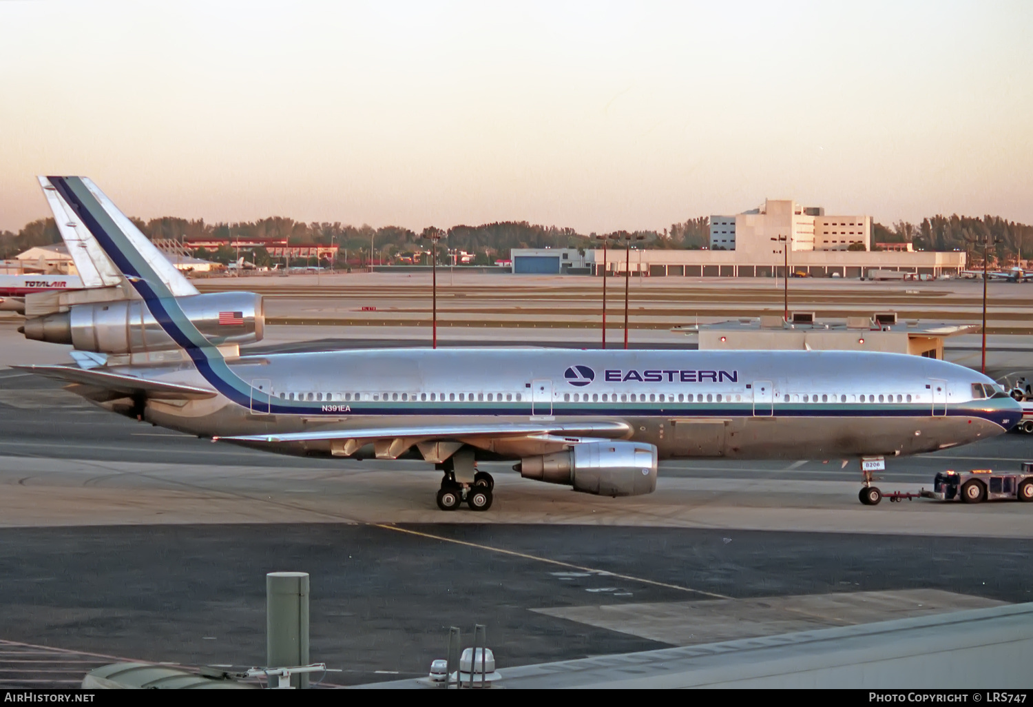 Aircraft Photo of N391EA | McDonnell Douglas DC-10-30 | Eastern Air Lines | AirHistory.net #336773