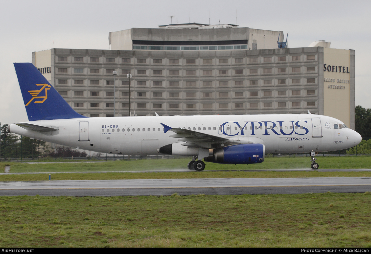 Aircraft Photo of 5B-DBB | Airbus A320-231 | Cyprus Airways | AirHistory.net #336985