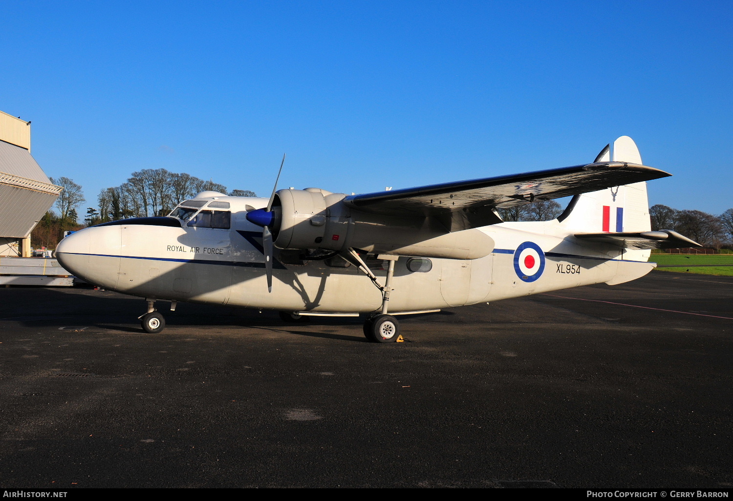 Aircraft Photo of G-BXES / XL954 | Hunting Percival P.66 Pembroke C.1 | UK - Air Force | AirHistory.net #337071