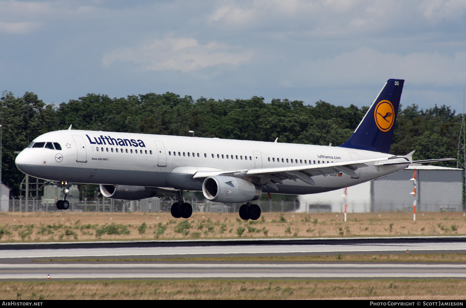 Aircraft Photo of D-AIDQ | Airbus A321-231 | Lufthansa | AirHistory.net #337103