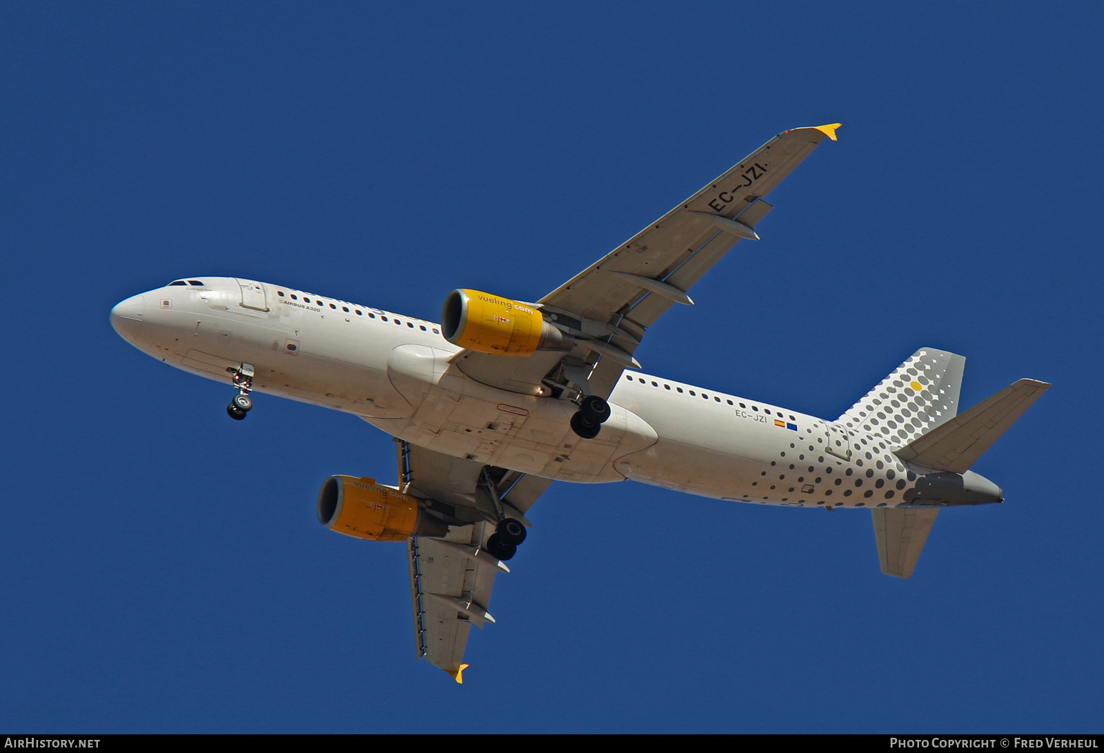 Aircraft Photo of EC-JZI | Airbus A320-214 | Vueling Airlines | AirHistory.net #337174