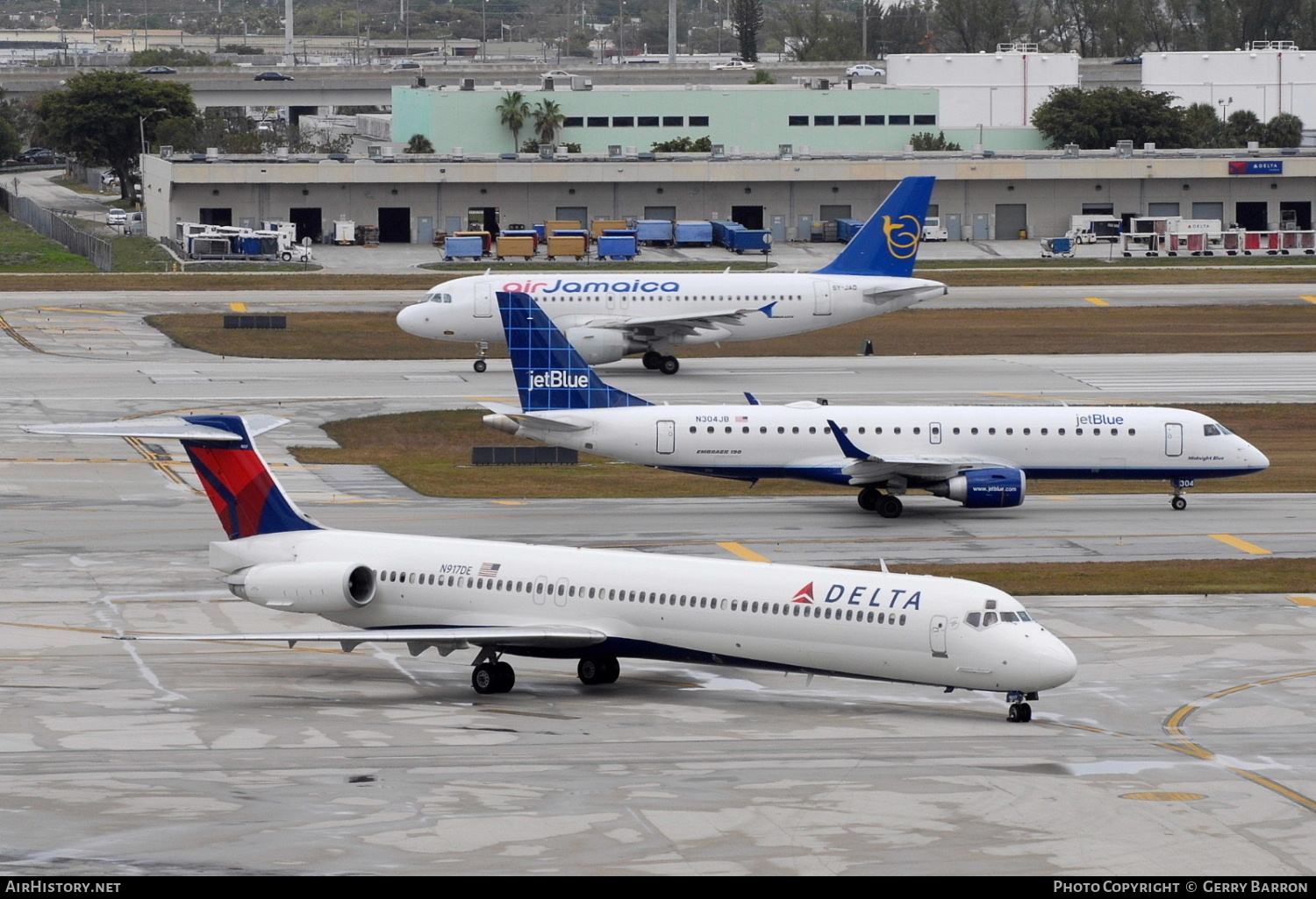 Aircraft Photo of N917DE | McDonnell Douglas MD-88 | Delta Air Lines | AirHistory.net #337180