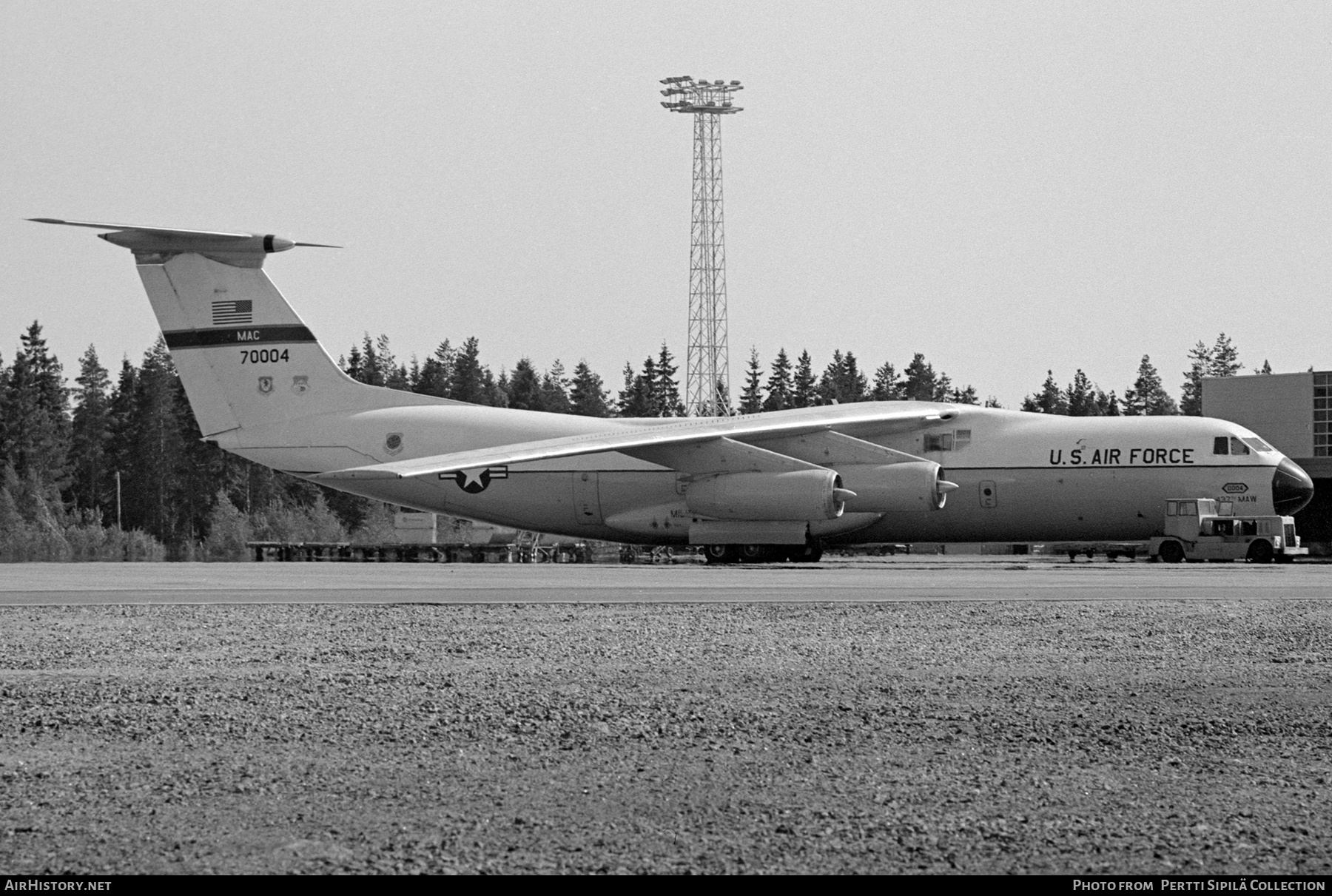 Aircraft Photo of 67-0004 | Lockheed C-141A Starlifter | USA - Air Force | AirHistory.net #337195