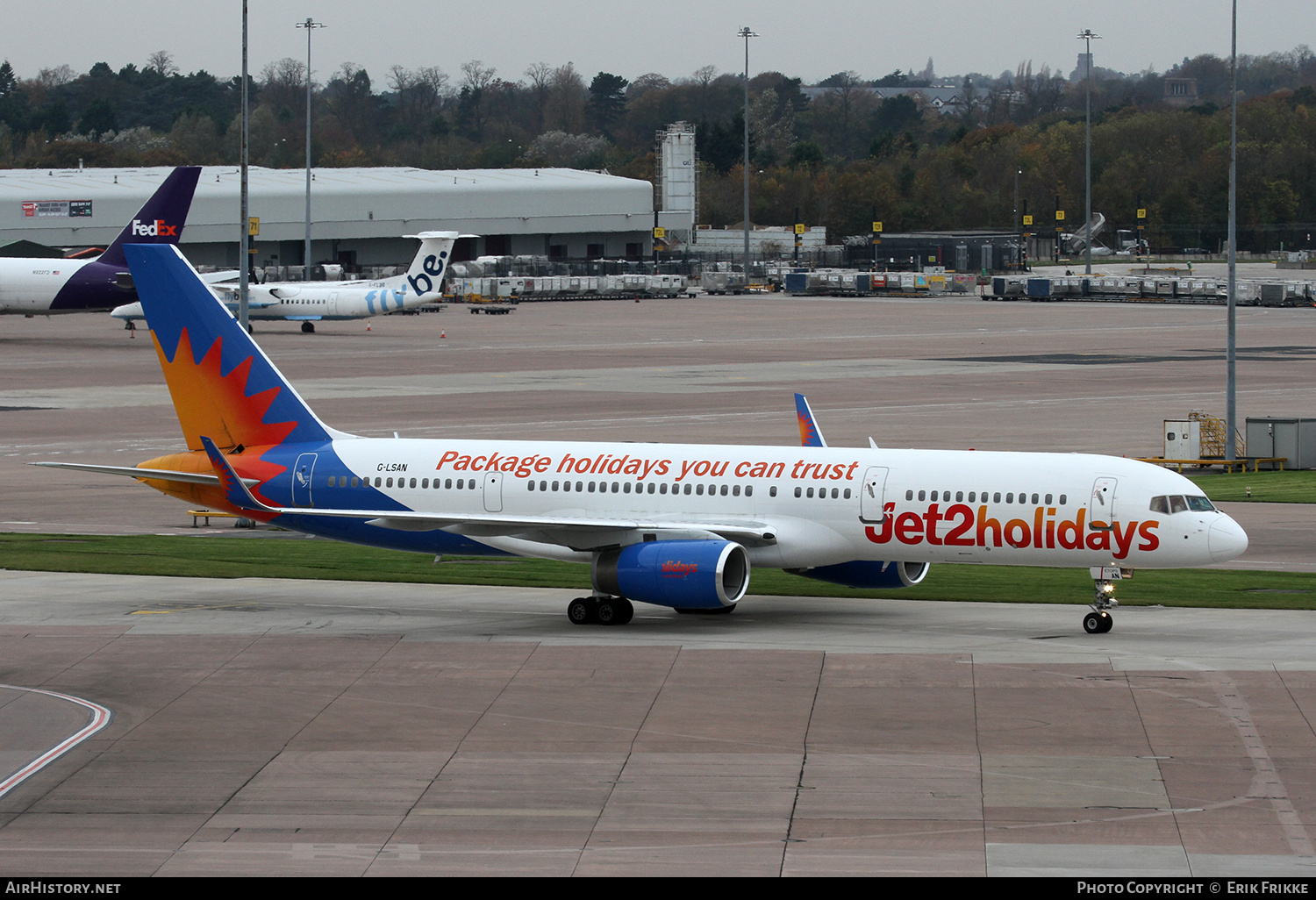 Aircraft Photo of G-LSAN | Boeing 757-2K2 | Jet2 Holidays | AirHistory.net #337288