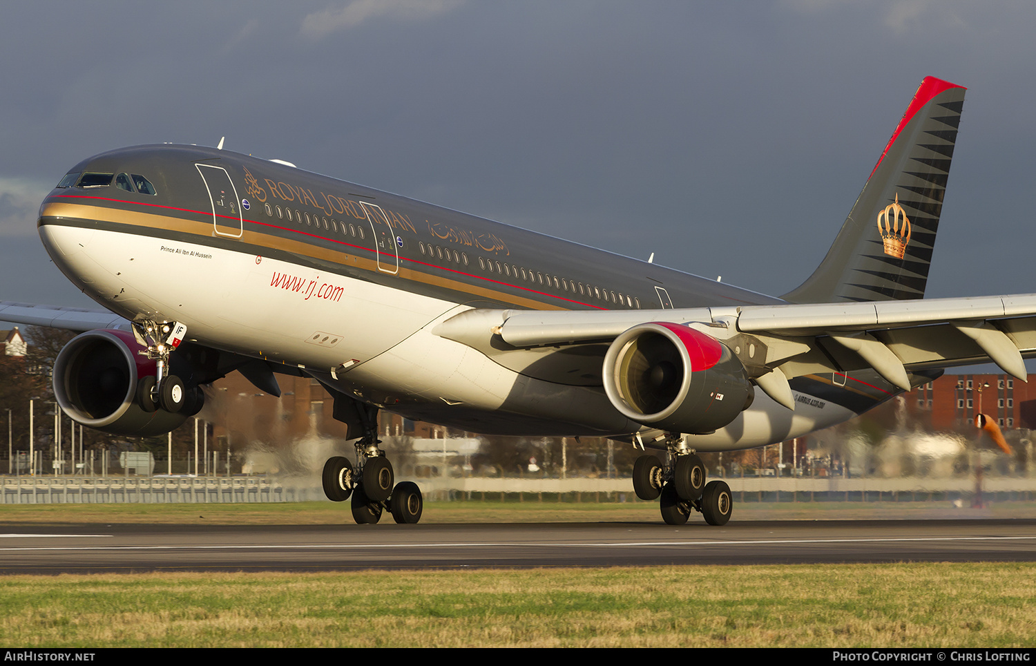 Aircraft Photo of JY-AIF | Airbus A330-223 | Royal Jordanian Airlines | AirHistory.net #337443