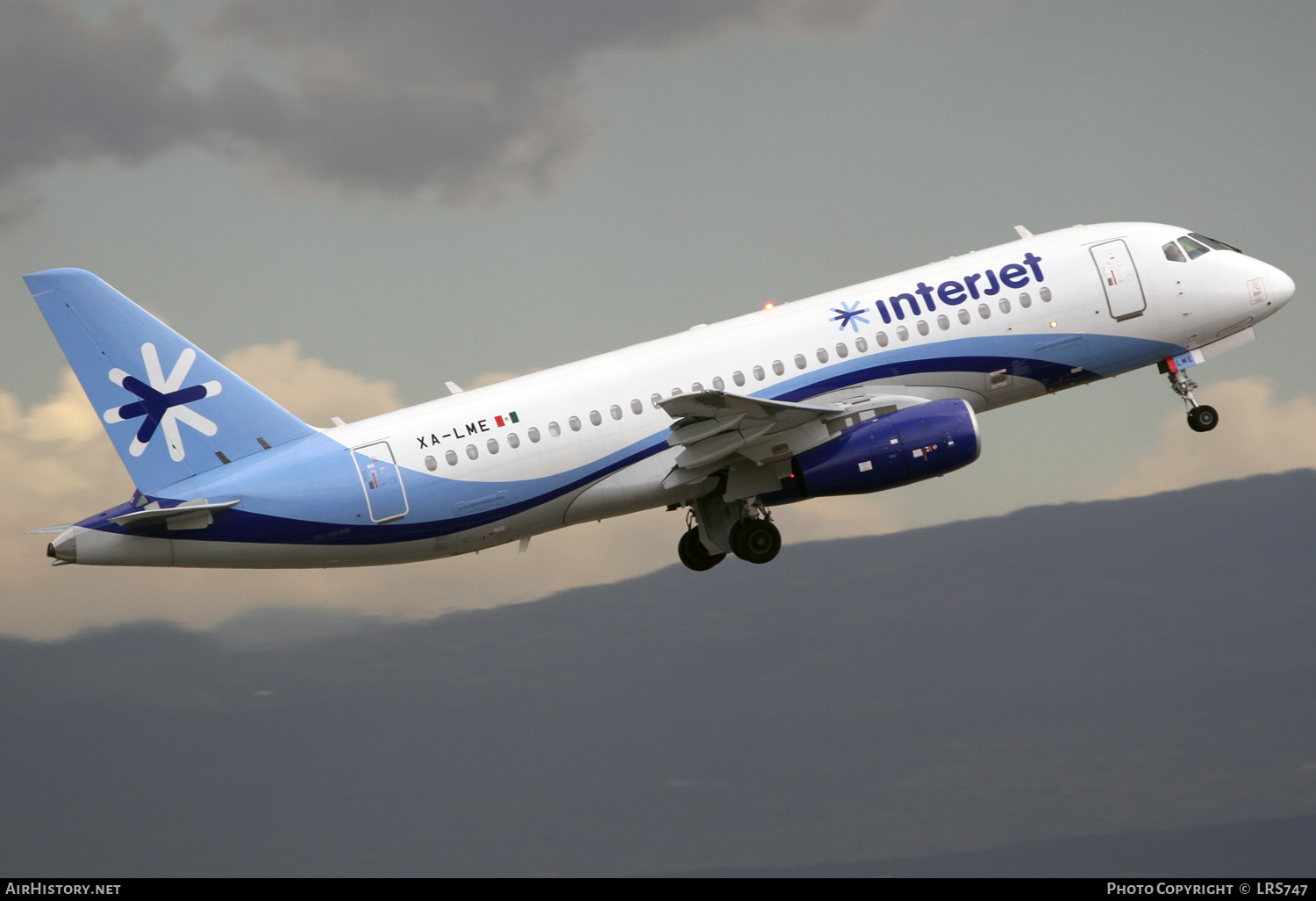 Aircraft Photo of XA-LME | Sukhoi SSJ-100-95B Superjet 100 (RRJ-95B) | Interjet | AirHistory.net #337466