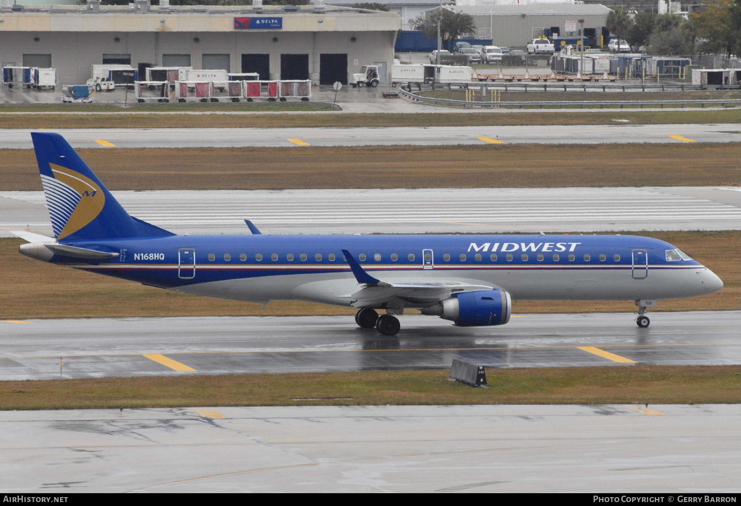 Aircraft Photo of N168HQ | Embraer 190AR (ERJ-190-100IGW) | Midwest Airlines | AirHistory.net #337475
