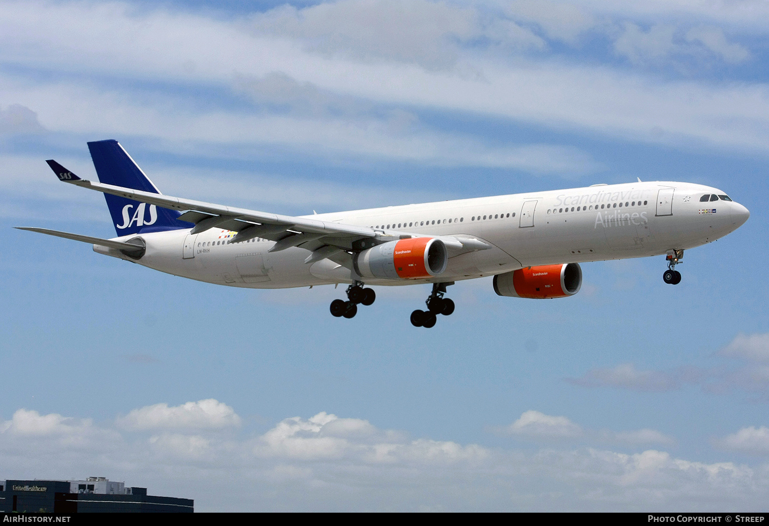 Aircraft Photo of LN-RKH | Airbus A330-343E | Scandinavian Airlines - SAS | AirHistory.net #337477