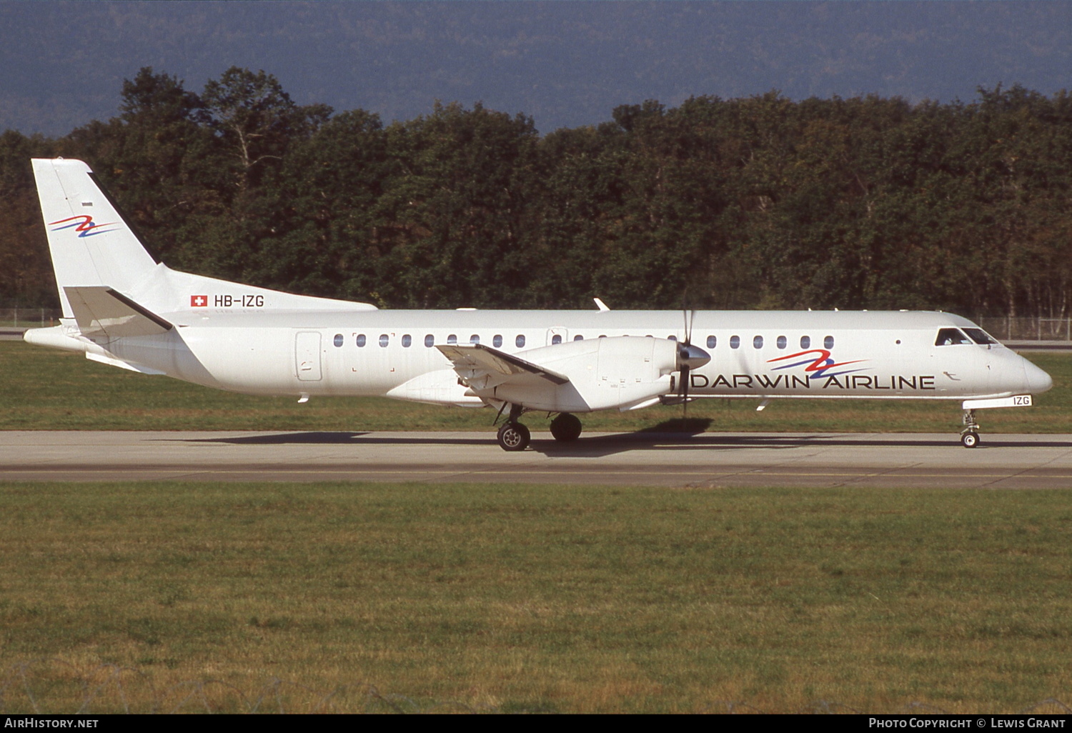 Aircraft Photo of HB-IZG | Saab 2000 | Darwin Airline | AirHistory.net #337533
