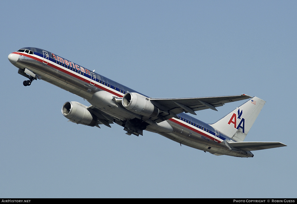 Aircraft Photo of N680AN | Boeing 757-223 | American Airlines | AirHistory.net #337698