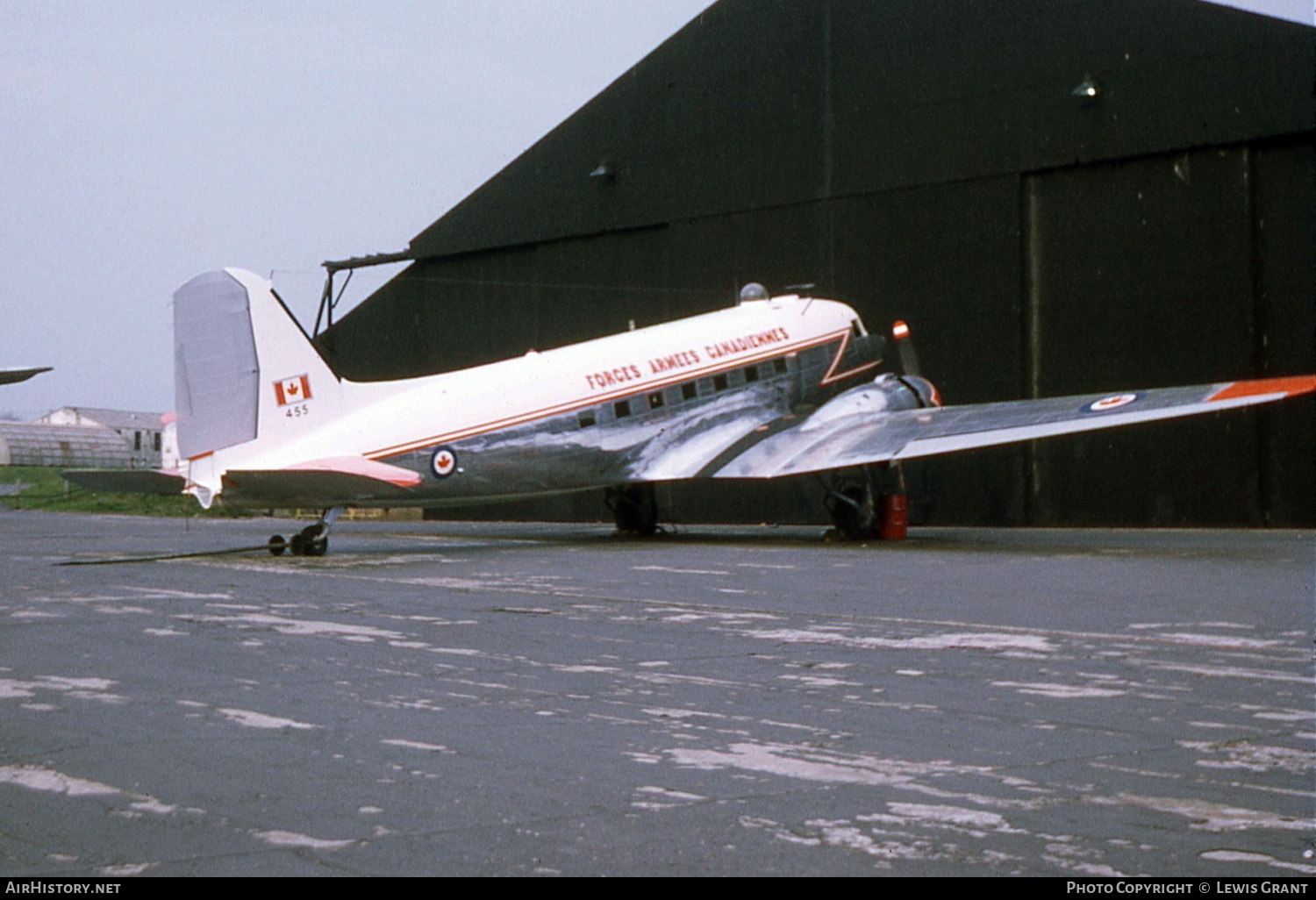 Aircraft Photo of 455 | Douglas C-47A Skytrain | Canada - Air Force | AirHistory.net #337730